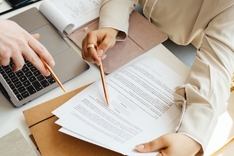 c-KOB – przewodnik po nowych obowiązkach budowlanych dla właścicieli i zarządców nieruchomości c-KOB – przewodnik po nowych obowiązkach budowlanych dla właścicieli i zarządców nieruchomości