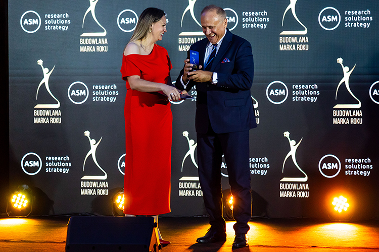 FAKRO triumfuje w rankingu Budowlana Marka Roku 2026.