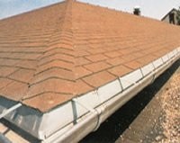 Dach blaszany czy z dachówką bitumiczną