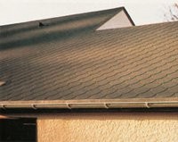 Dach blaszany czy z dachówką bitumiczną