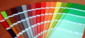 Wybierz swój ulubiony kolor z palety ESSENCE firmy Arsanit 