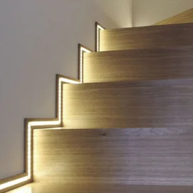 Jak ciekawie zaaranżować schody w domu? 