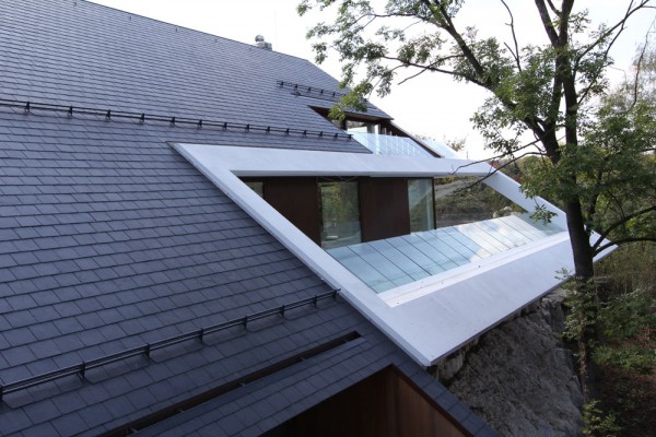 36 cm izolacji: mocny dach z łupków najwyższej jakości, podwójne pokrycie łupkami Rathscheck, Fot. Rathscheck Schiefer