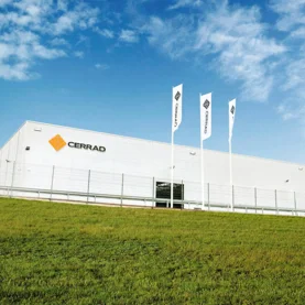Cerrad otworzył w Starachowicach jedną z najnowocześniejszych fabryk na świecie