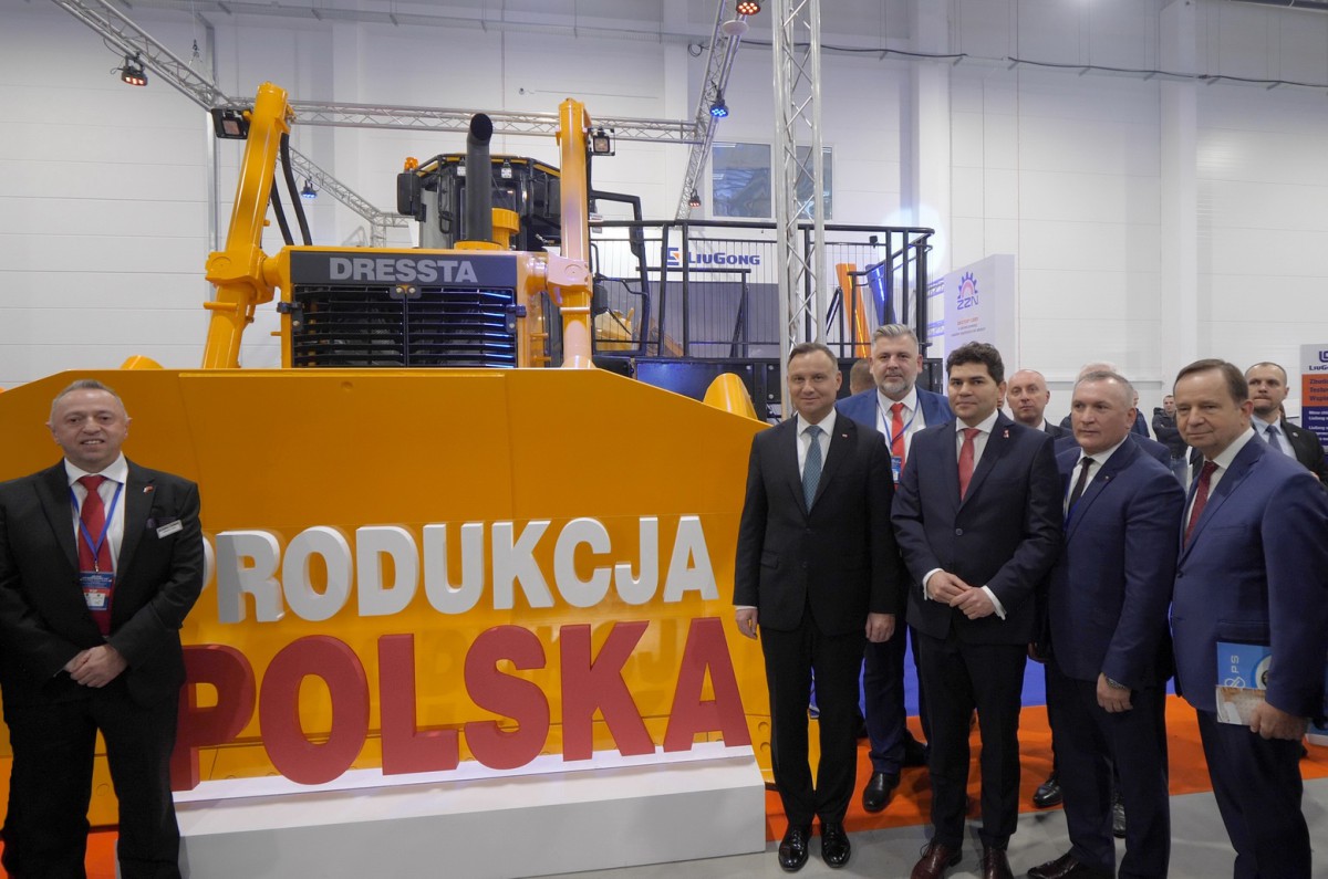 Na zdjęciu Andrzej Duda, Prezydent RP. Fot. Polski Związek Pracodawców Budownictwa (PZPB), LiuGong Machinery Corporation
