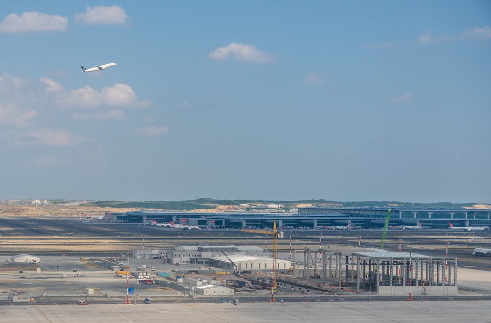 Po zakończeniu inwestycji, port lotniczy w Stambule ma obsłużyć do 200 milionów pasażerów rocznie. Zdjęcie: Steven Heap - Stany Zjednoczone