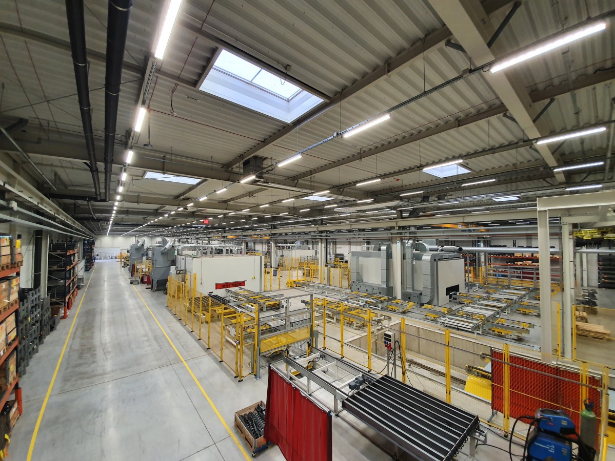Automatyzacja i robotyzacja produkcji w fabryce firmy Hörmann w Legnicy pozwala na zwiększenie wydajności zakładu. Fot. Hörmann