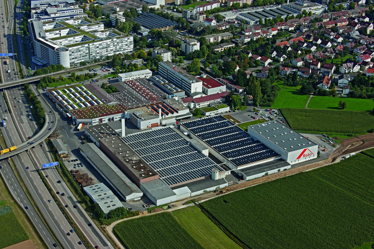 Roto stawia na wydajność i terminowość dostaw. Na zdjęciu siedziba główna w Leinfelden-Echterdingen (Niemcy). Fot. Roto