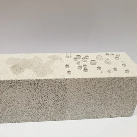Impregnacja betonu – jak zabezpieczyć surowy materiał i zachować jego walory estetyczne?