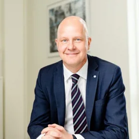 Grupa VELUX powołuje Larsa Peterssona na nowego dyrektora generalnego