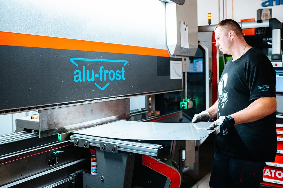 alu-frost z branży metalowej podsumowuje 2022 rok z umiarkowanym optymizmem. Fot. alu-frost