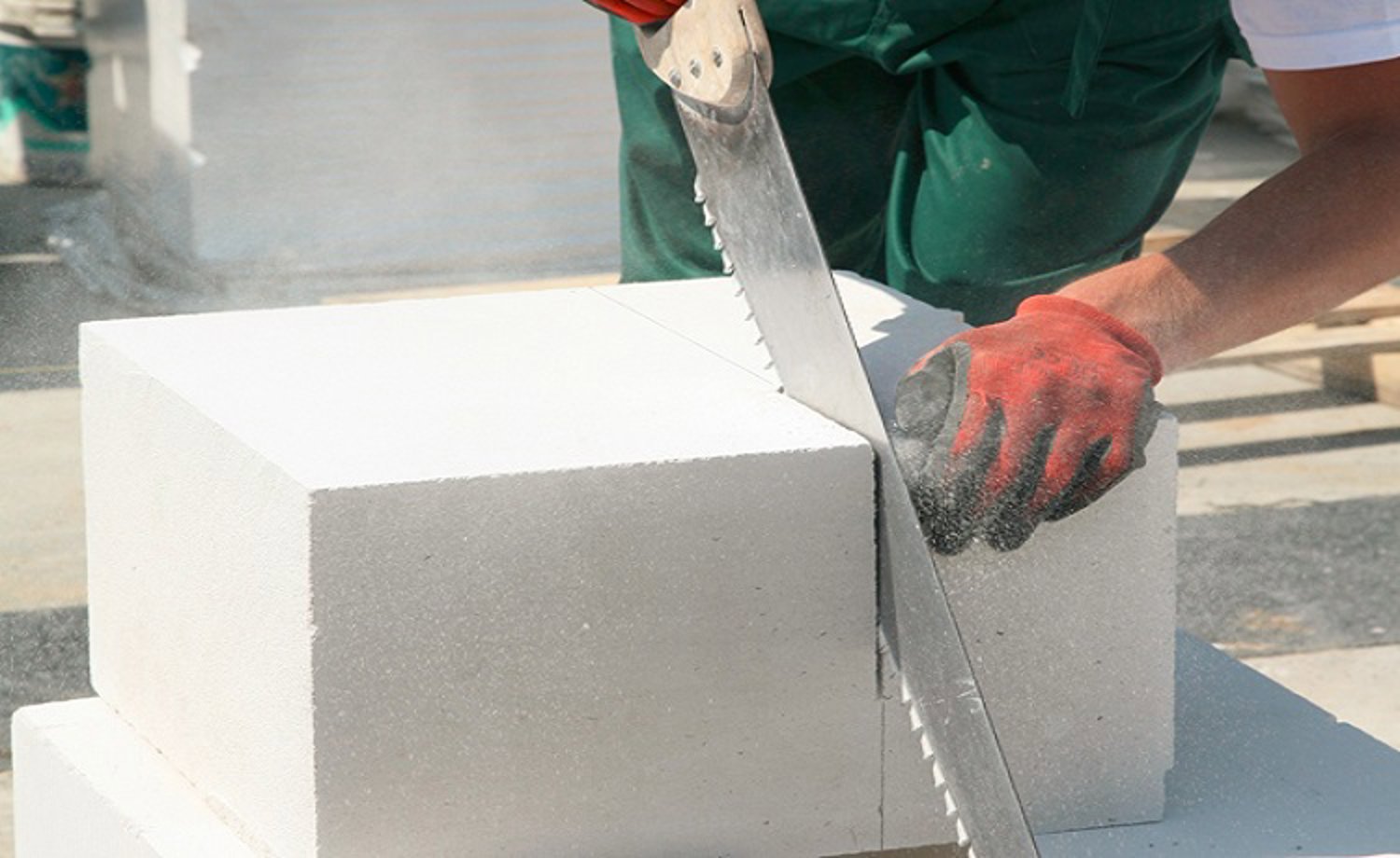 Dlaczego warto budować z bloczków z betonu komórkowego?