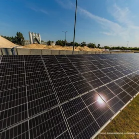 Cemex osiąga w Europie Centralnej kamień milowy w dziedzinie energii słonecznej