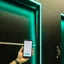 Smartfon jest dzisiaj kluczem do domu i pilotem do posesji. Ekspert testuje aplikację WIŚNIOWSKI