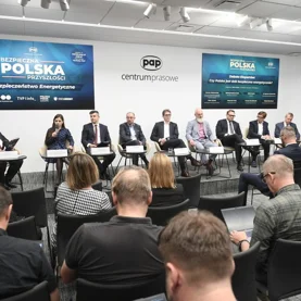 Debata: nie ma alternatywy dla odnawialnych źródeł energii