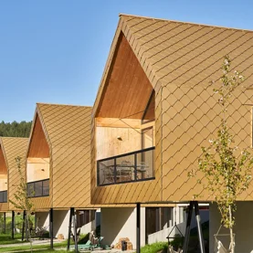 Design w zgodzie z naturą. Złote domy w Lasach Bawarskich