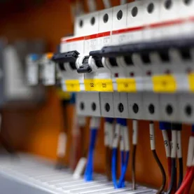 Bezpieczniki elektryczne – klucz do bezpiecznej instalacji