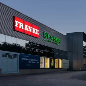 Franke Home Solutions otwiera showroom przy fabryce w Fabriano – centrum technologii, designu i zrównoważonego rozwoju