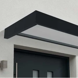 Daszki nad drzwi – jak wybrać zadaszenie, które łączy estetykę i funkcjonalność?