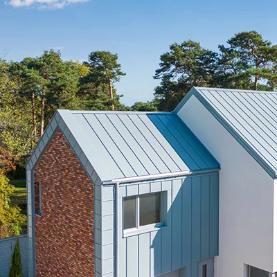 Blacha na rąbek stojący w służbie nowoczesności 