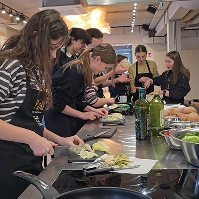 Środy budujące DOBRO - KRISHOME x PAKA