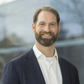 Merritt Gaunt na czele Guardian Glass