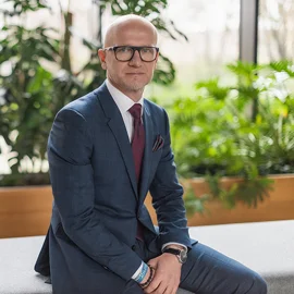 Budownictwo bez tąpnięcia, ale z wyraźnym hamulcem inwestycyjnym. 38 proc. redukuje wydatki