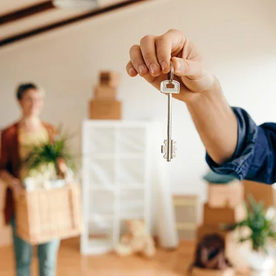 Wynajem bez niespodzianek: jak kontrolować zużycie prądu i uniknąć wysokich rachunków