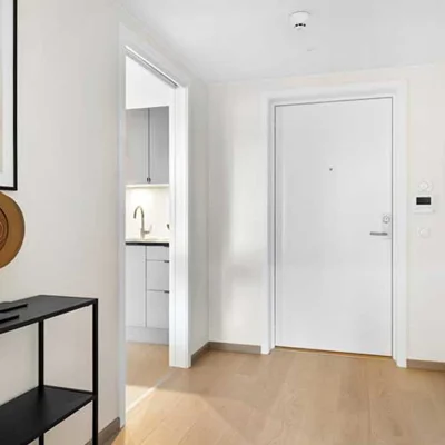 Najważniejsze elementy drzwi, o których warto pamiętać przy remoncie lub wymianie stolarki